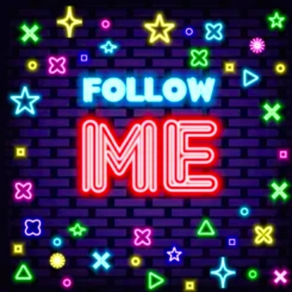 Welcome to the Closet! - Picture 15 of 16